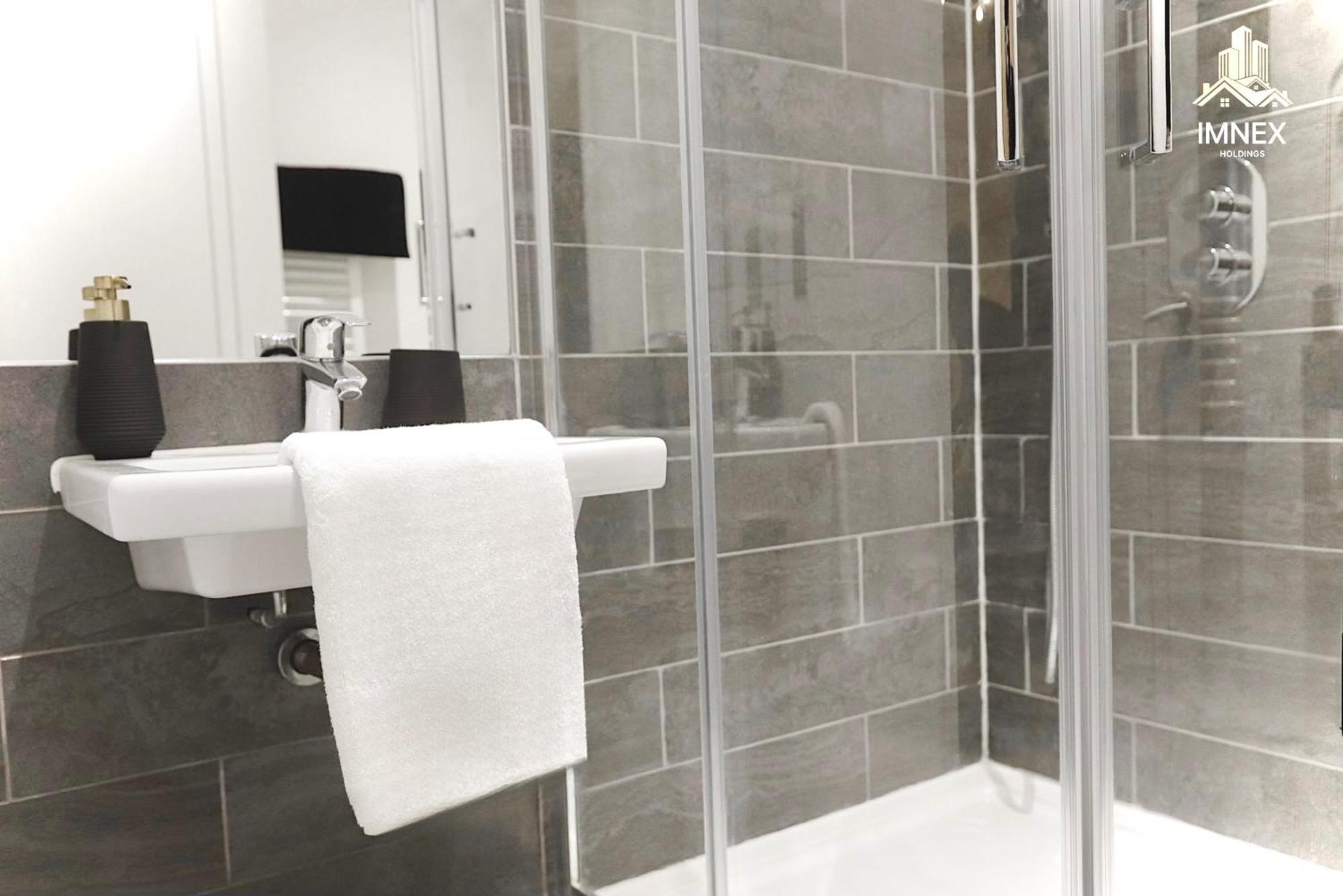 2Br Luxury Flat Belfast City Centre , Free Snacks & Free Netflix エクステリア 写真